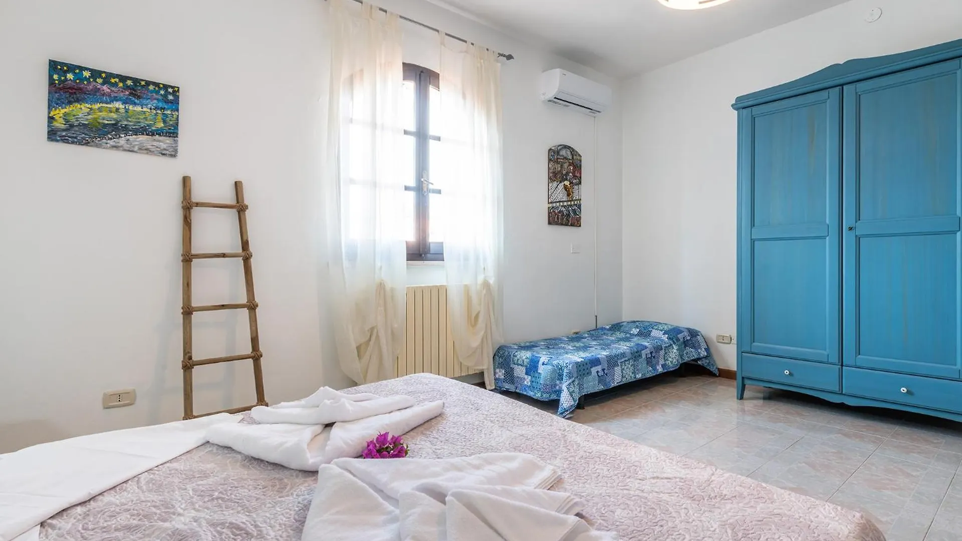 Bed and Breakfast Il Giardino dell'Arte Capoterra Bed & Breakfast